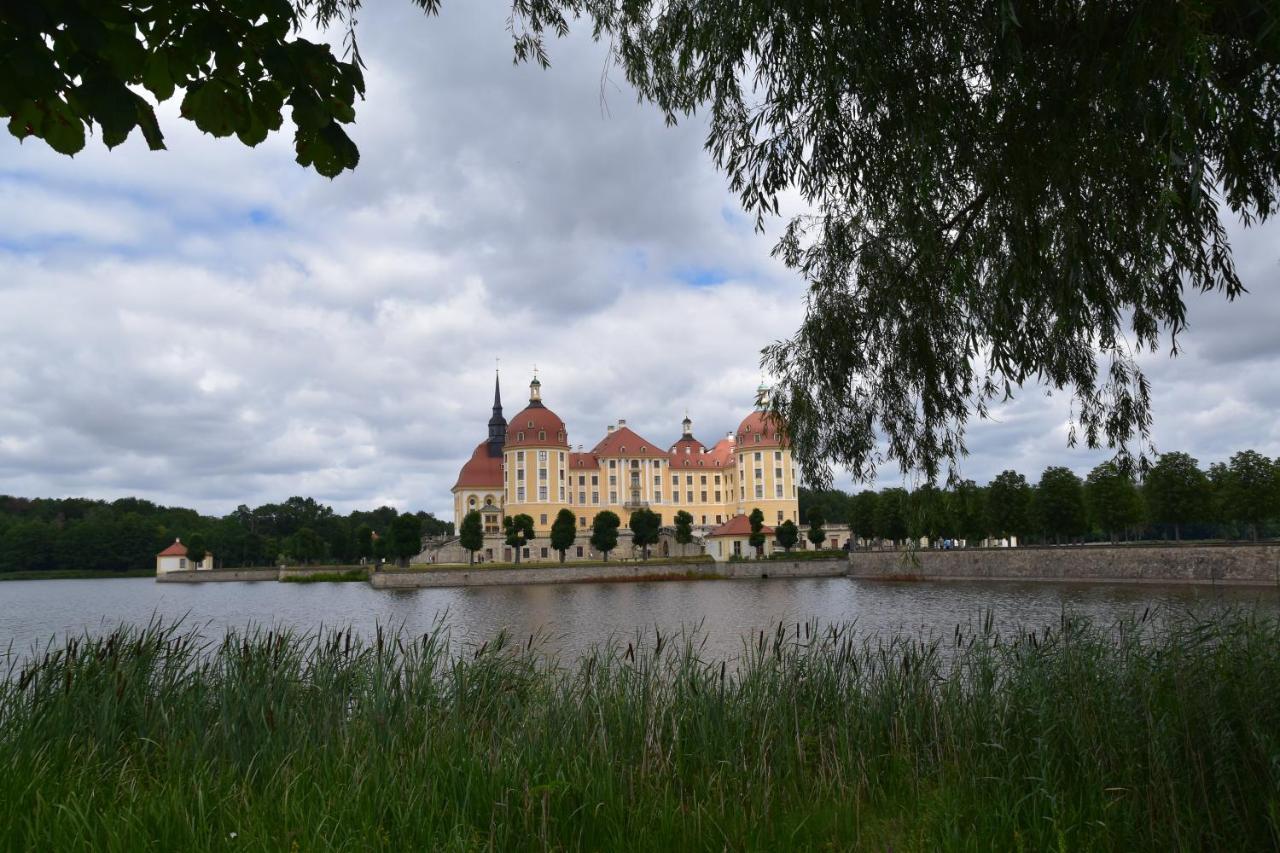 Ferienwohnung Und Pension "Zur Aue" Konigsbruck 外观 照片