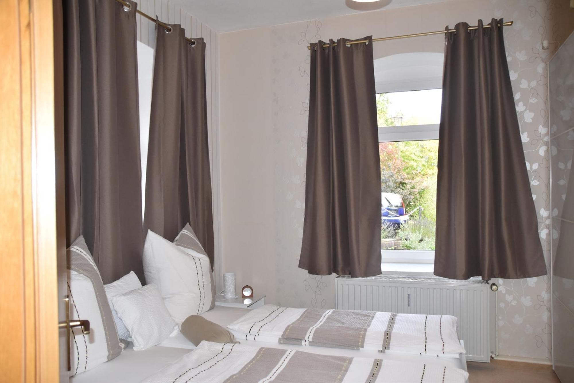 Ferienwohnung Und Pension "Zur Aue" Konigsbruck 外观 照片